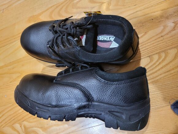 Avenger A7113 Work Shoes Mens 7.5 Wide Steel Toe EH Black Leather NEW